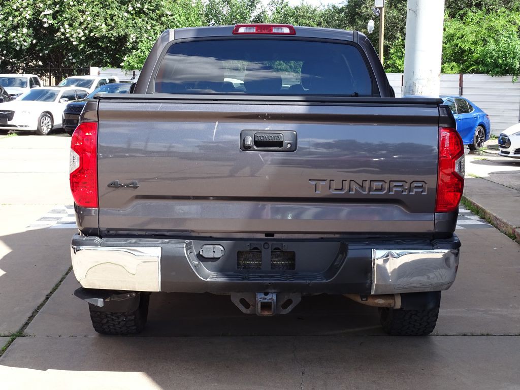 2017 Toyota Tundra Image 3