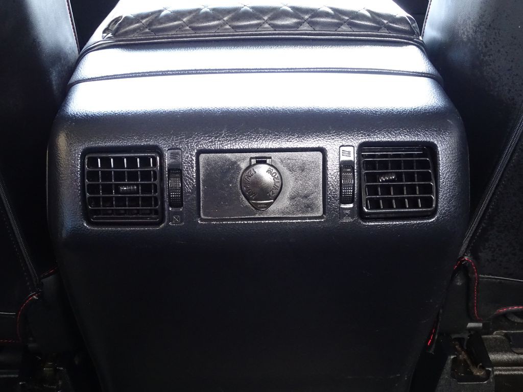 2017 Toyota Tundra Image 16