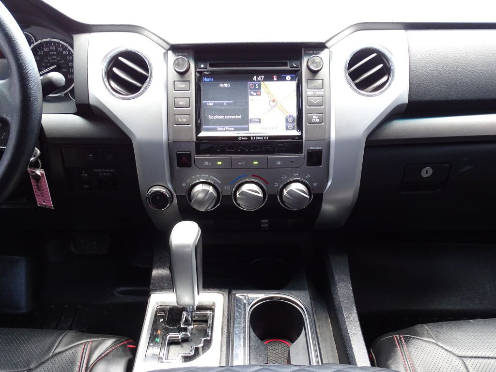 2017 Toyota Tundra Image 17