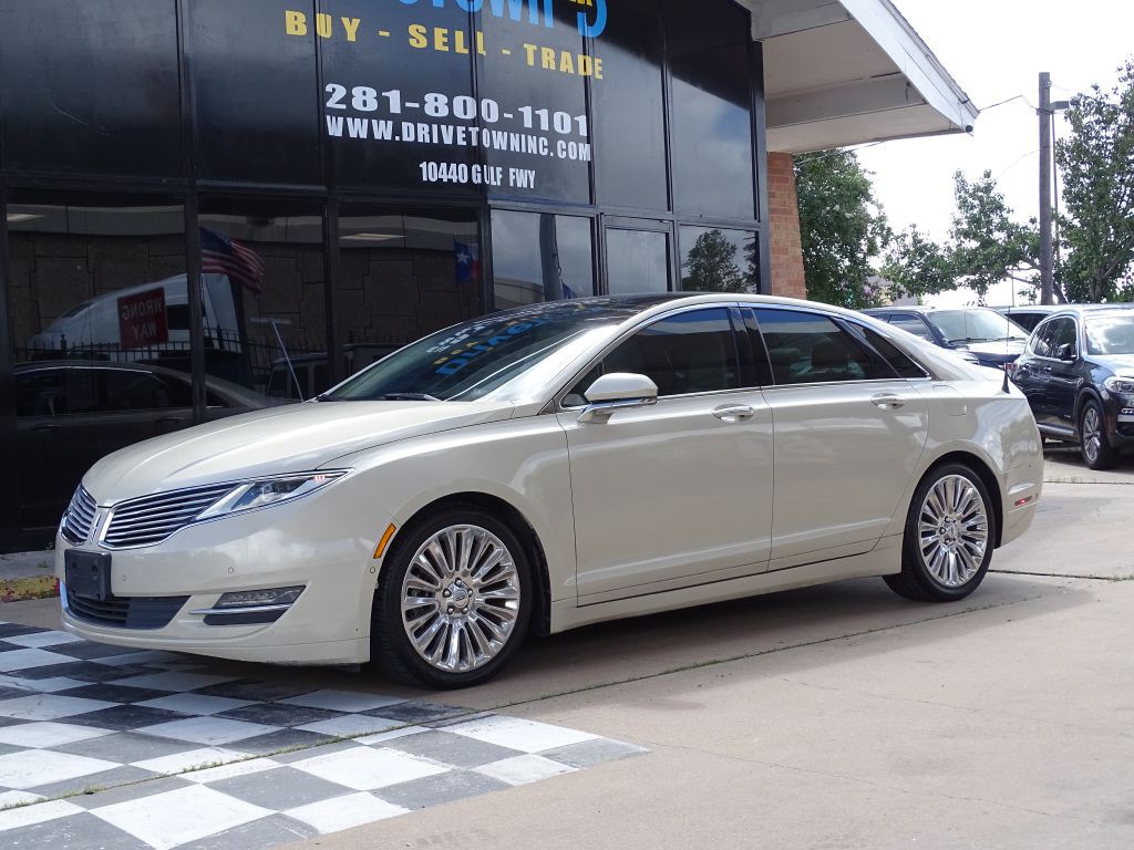 2014 Lincoln MKZ Image 2