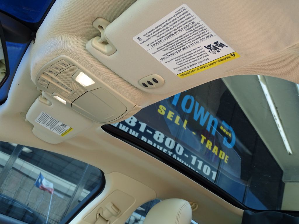 2014 Lincoln MKZ Image 12
