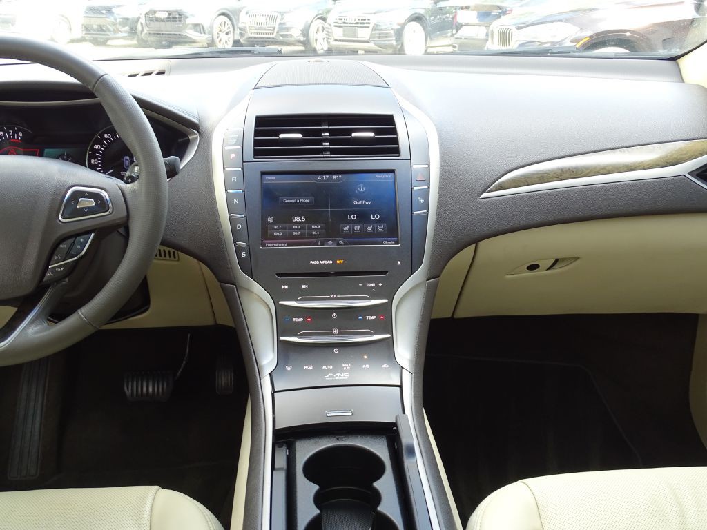 2014 Lincoln MKZ Image 13