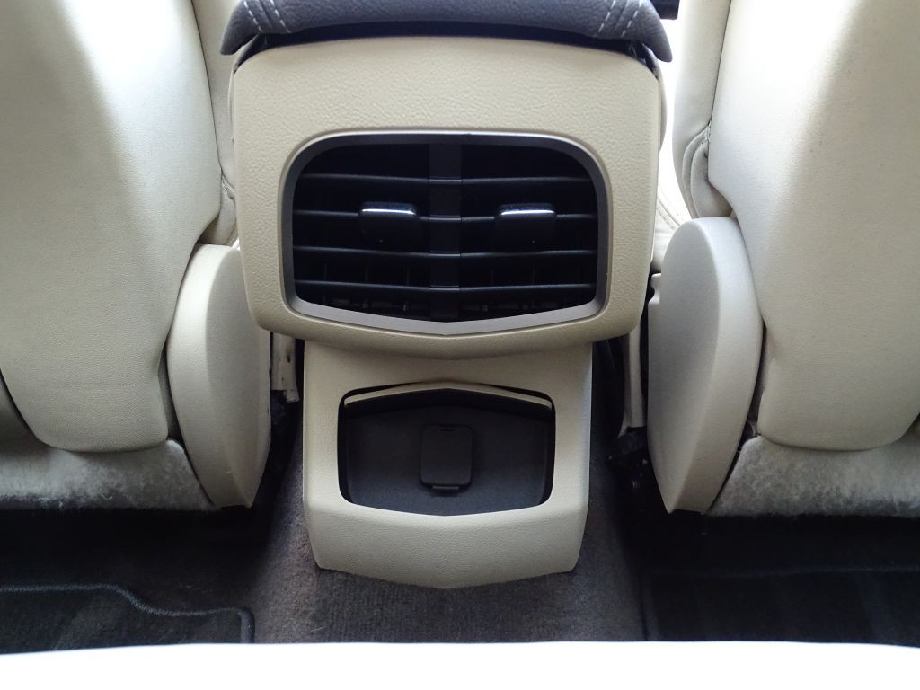 2014 Lincoln MKZ Image 15