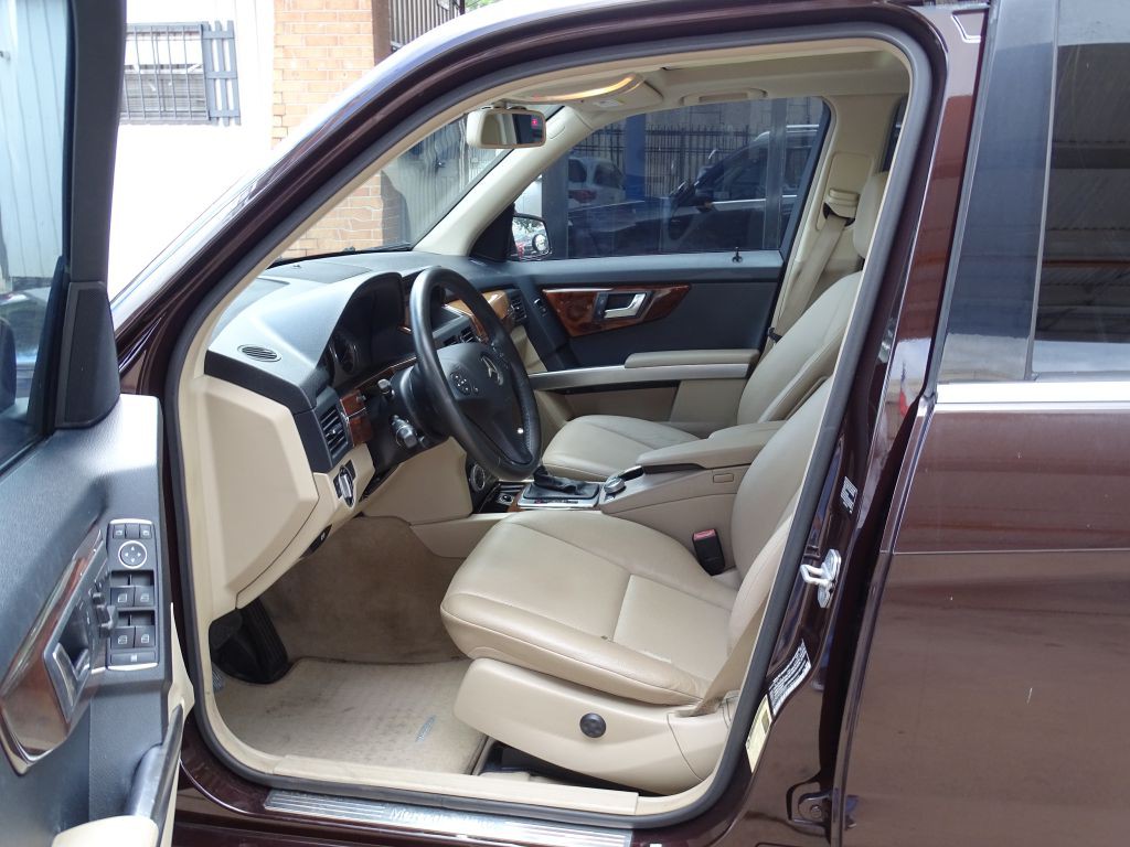 2012 Mercedes-Benz GLK-Class Image 8