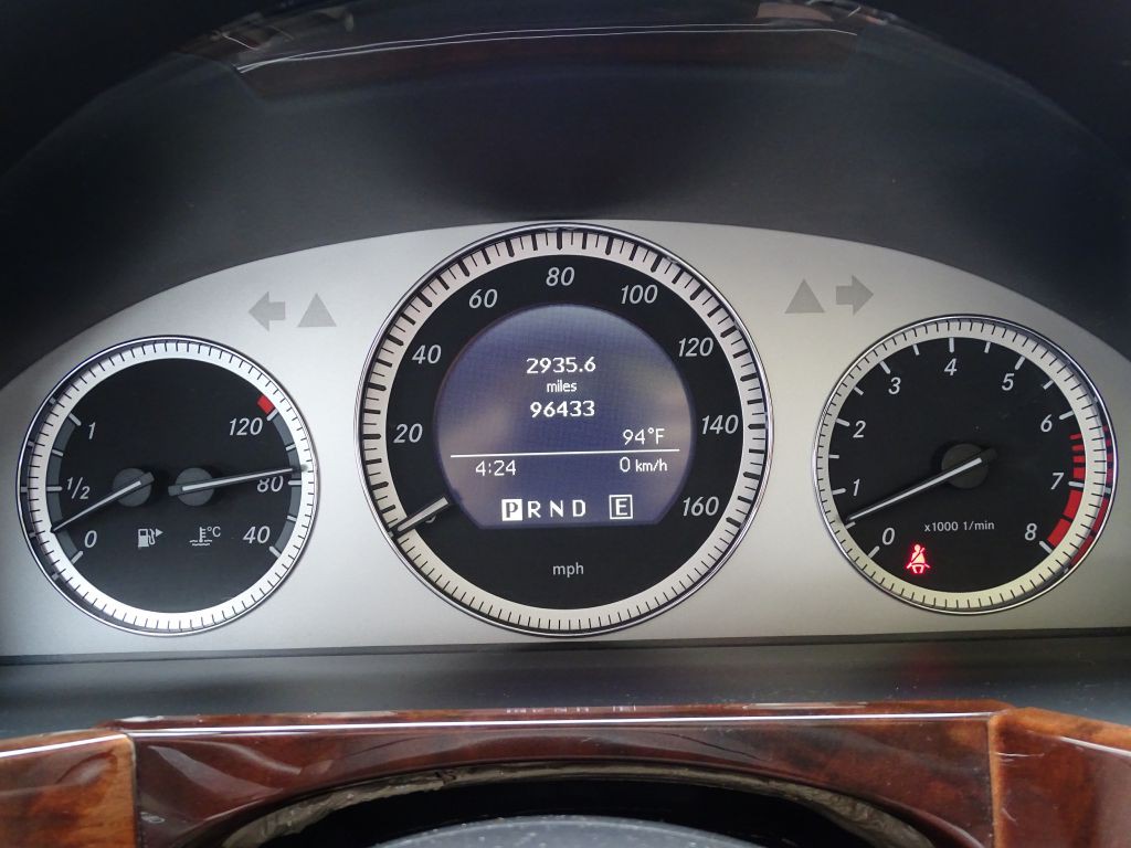 2012 Mercedes-Benz GLK-Class Image 11
