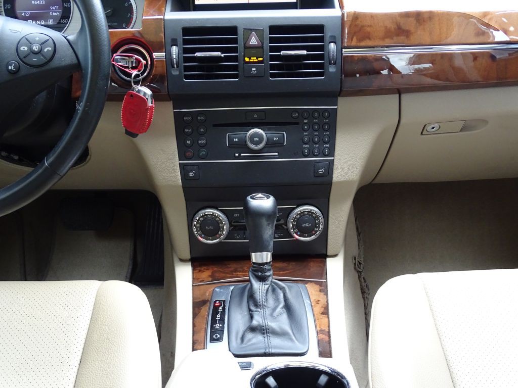 2012 Mercedes-Benz GLK-Class Image 13