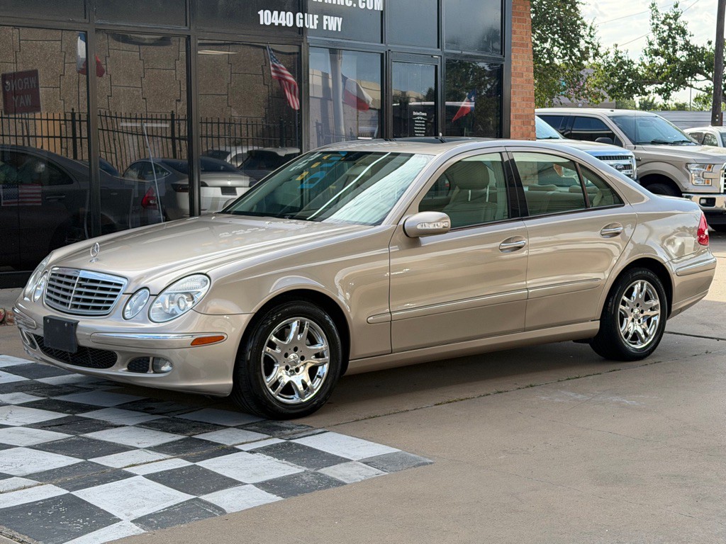 2006 Mercedes-Benz E-Class Image 2