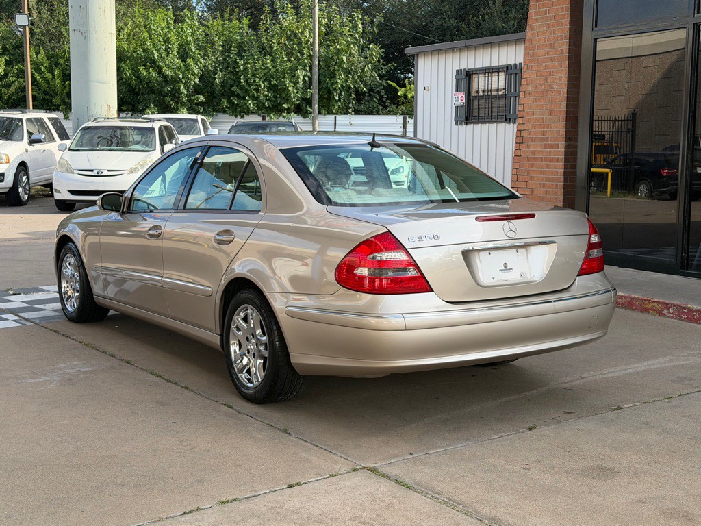 2006 Mercedes-Benz E-Class Image 3