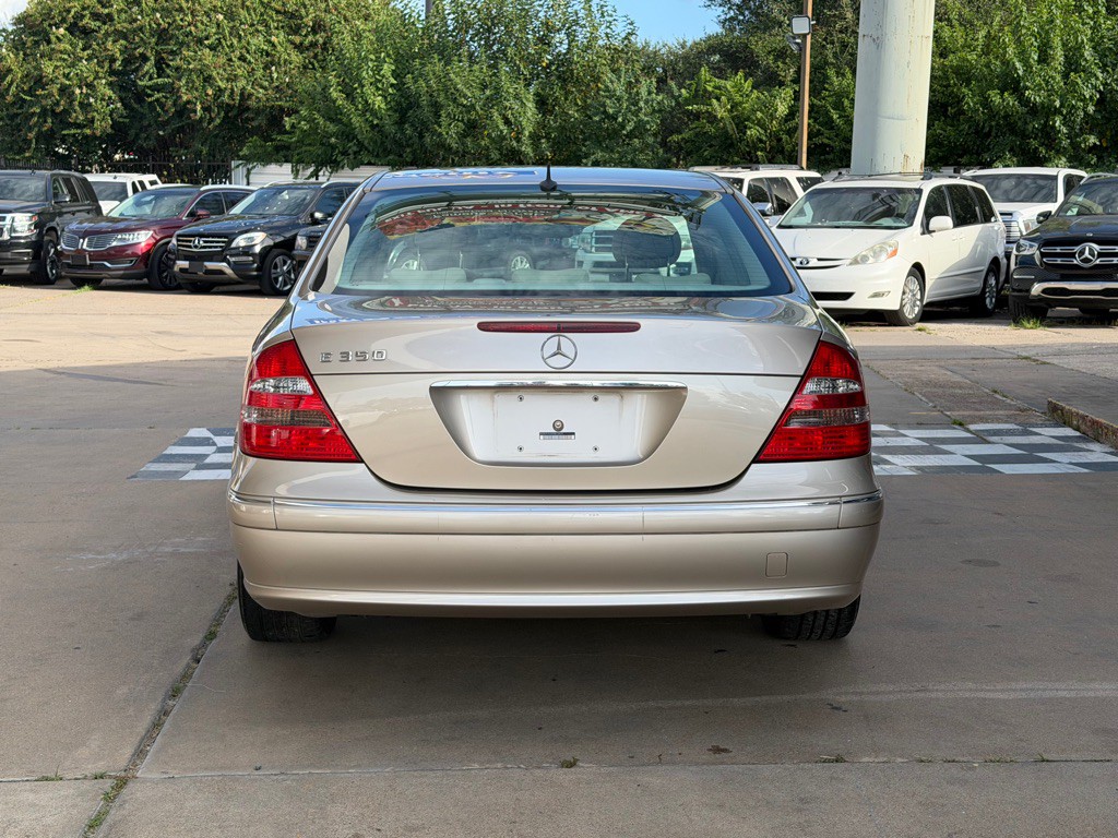 2006 Mercedes-Benz E-Class Image 4