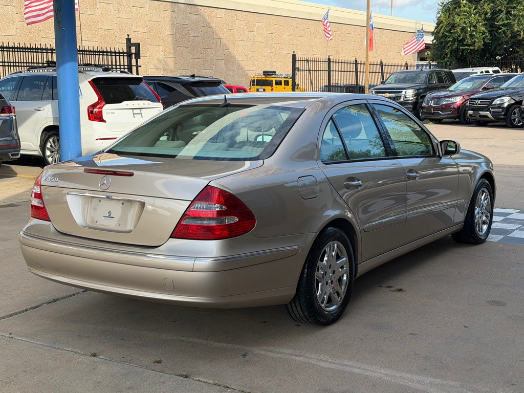 2006 Mercedes-Benz E-Class Image 6