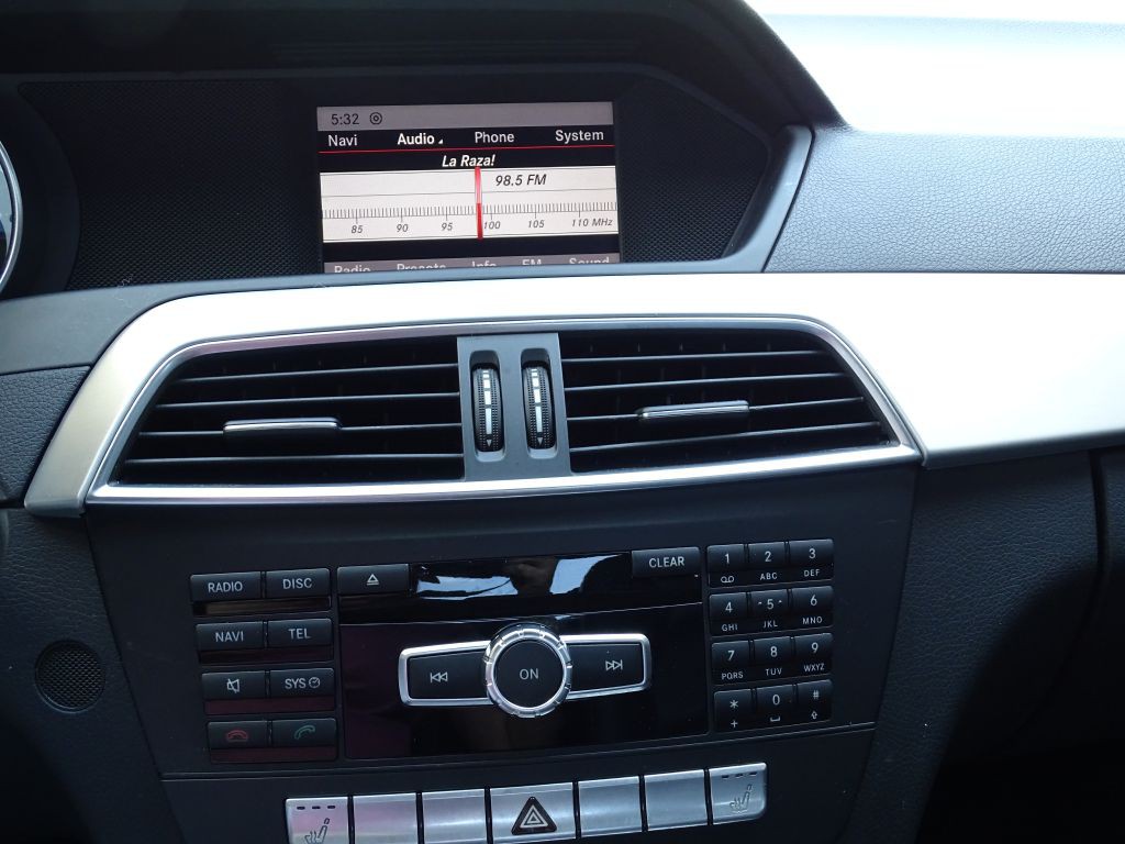 2013 Mercedes-Benz C-Class Image 12