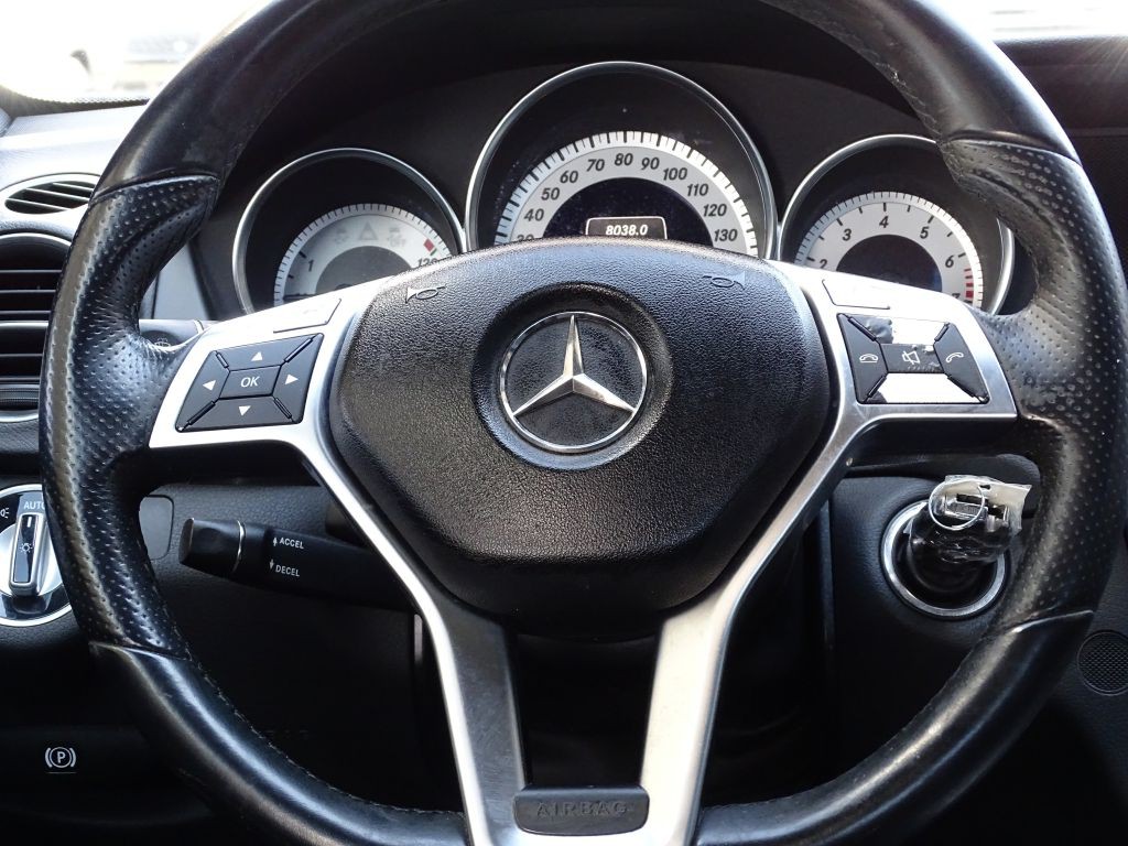 2013 Mercedes-Benz C-Class Image 20