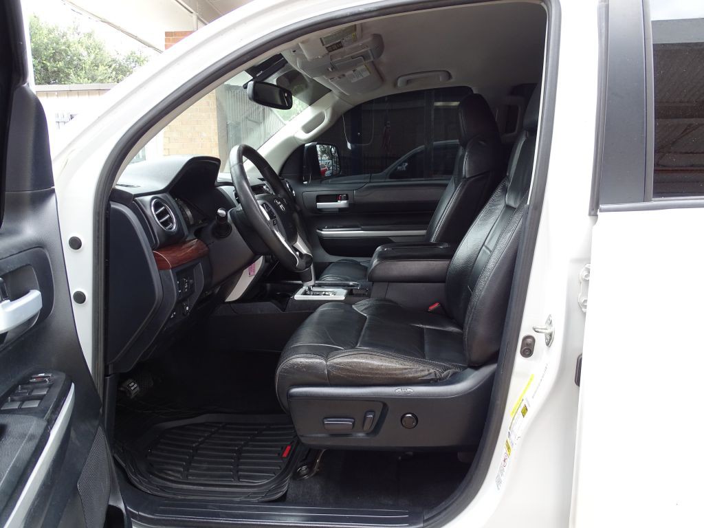 2017 Toyota Tundra Image 9