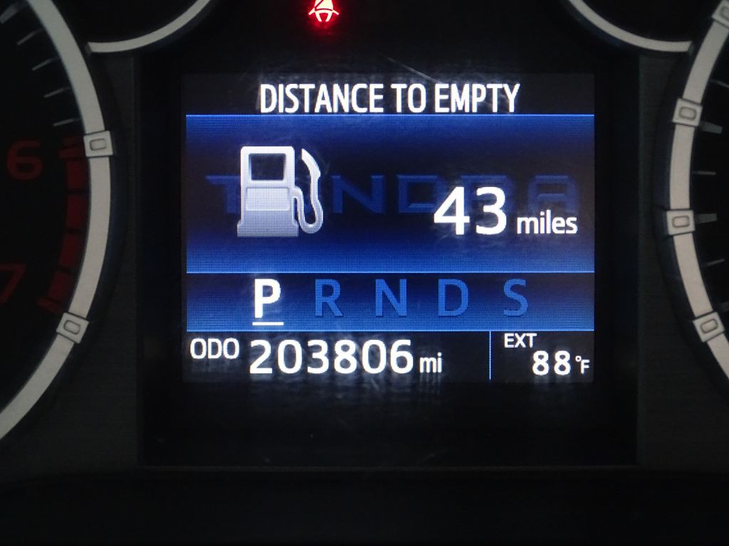 2017 Toyota Tundra Image 12