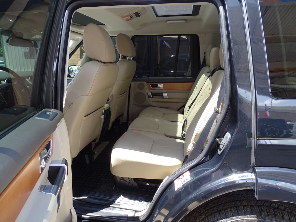 2012 Land Rover LR4 Image 15