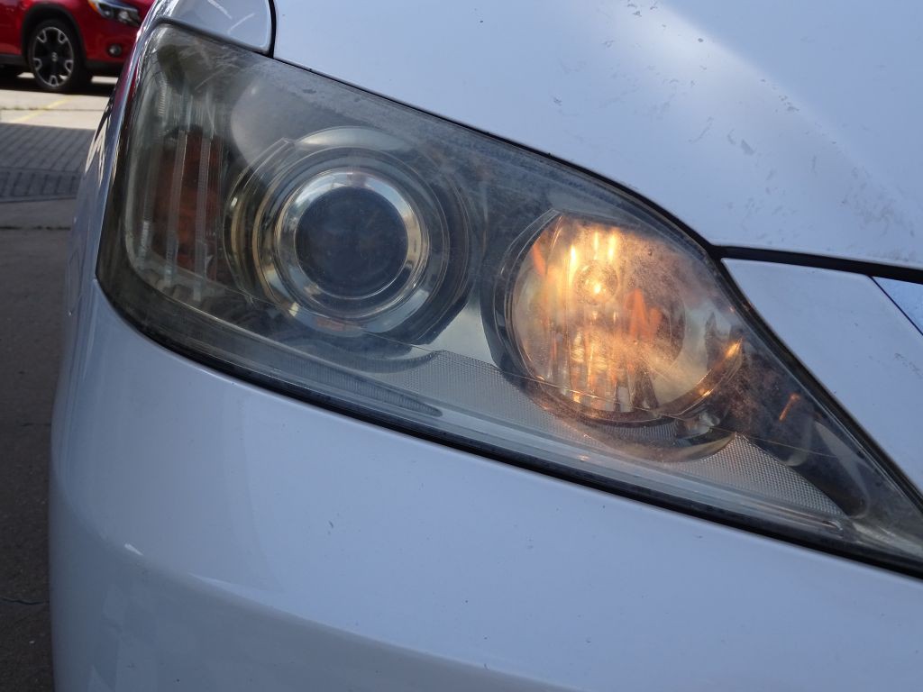 2012 Lexus ES Image 6
