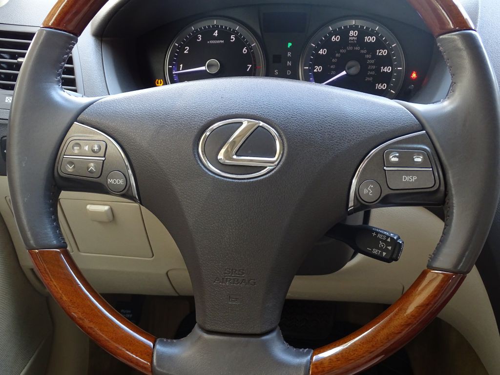 2012 Lexus ES Image 14