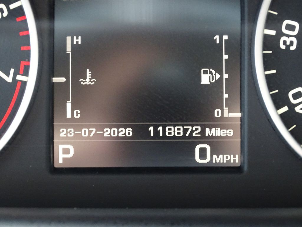 2016 Land Rover LR4 Image 12