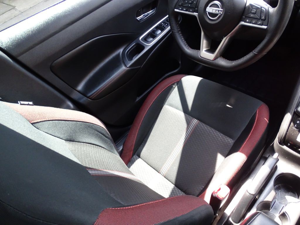 2023 Nissan Versa Image 16