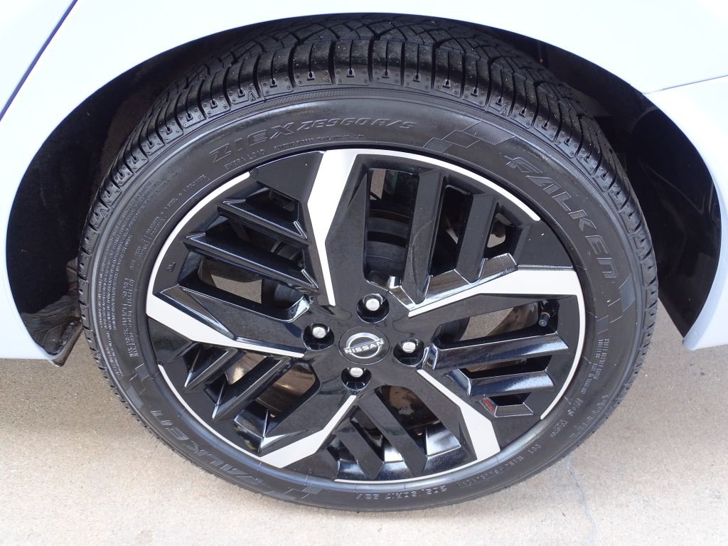 2023 Nissan Versa Image 20