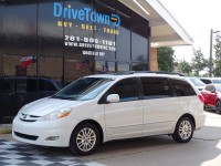 Image for 2010 Toyota Sienna XLE ID: 7556604