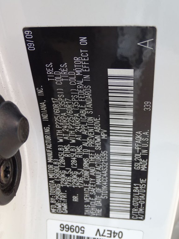2010 Toyota Sienna Image 17