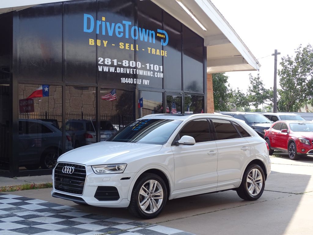 2016 Audi Q3 Image 1