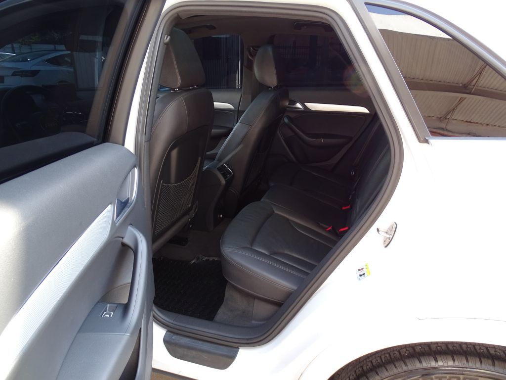 2016 Audi Q3 Image 8