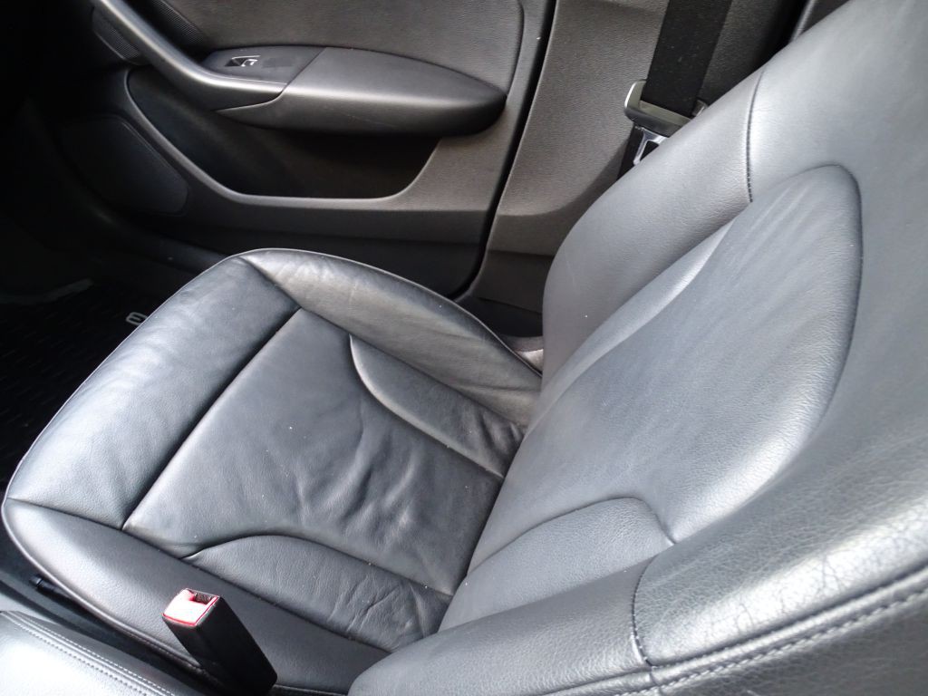 2016 Audi Q3 Image 15