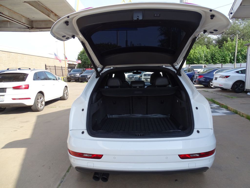 2016 Audi Q3 Image 16