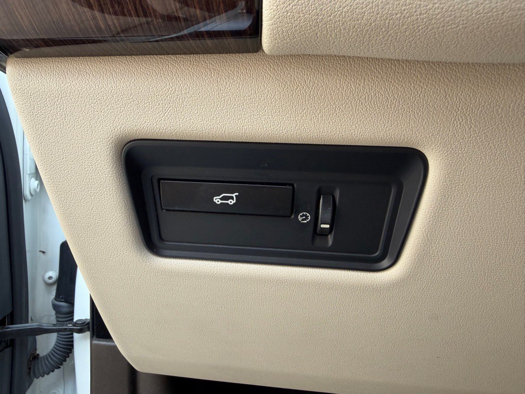 2014 Land Rover Range Rover Sport Image 12