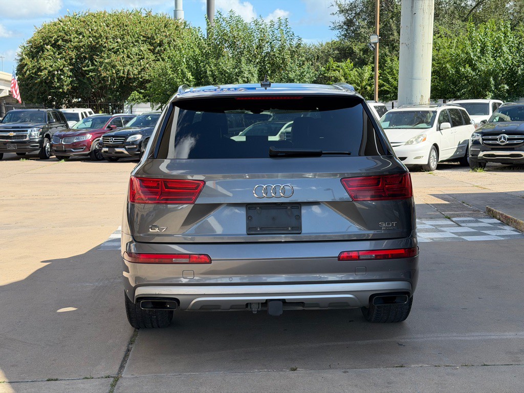 2018 Audi Q7 Image 4