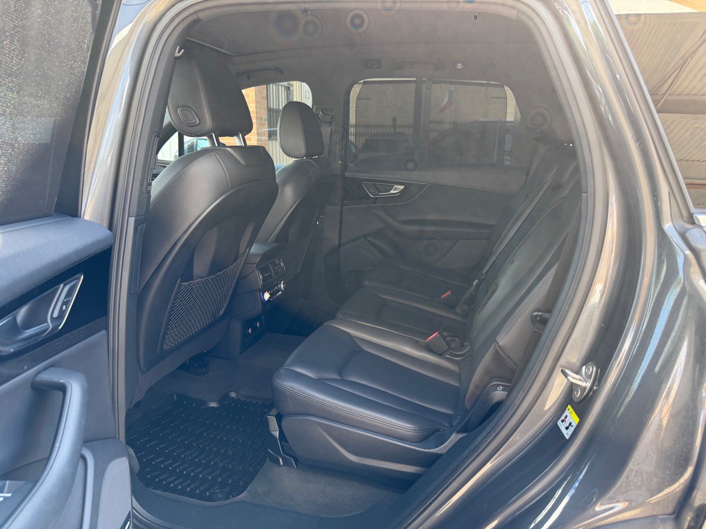 2018 Audi Q7 Image 7