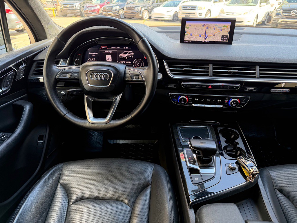 2018 Audi Q7 Image 17