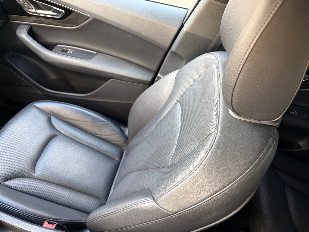 2018 Audi Q7 Image 21