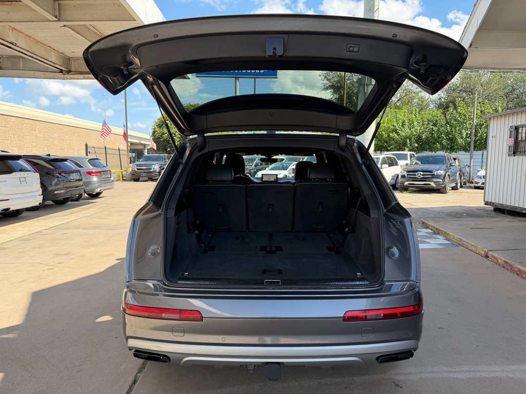 2018 Audi Q7 Image 24