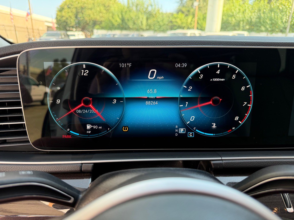 2021 Mercedes-Benz GLE-Class Image 9