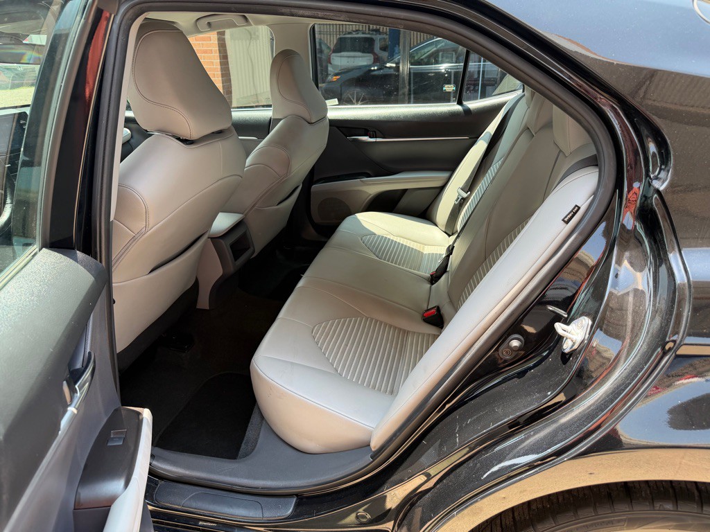 2022 Toyota Camry Image 8