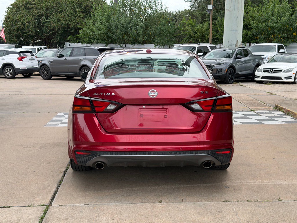 2022 Nissan Altima Image 4