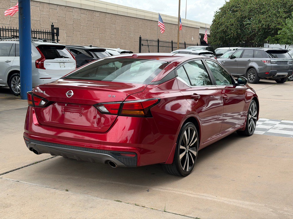 2022 Nissan Altima Image 5