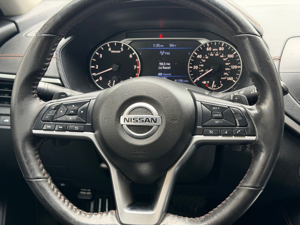2022 Nissan Altima Image 15