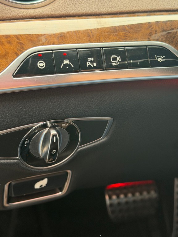 2015 Mercedes-Benz S-Class Image 16