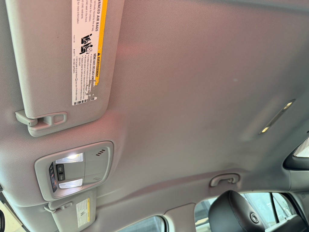2017 Chevrolet Volt Image 17