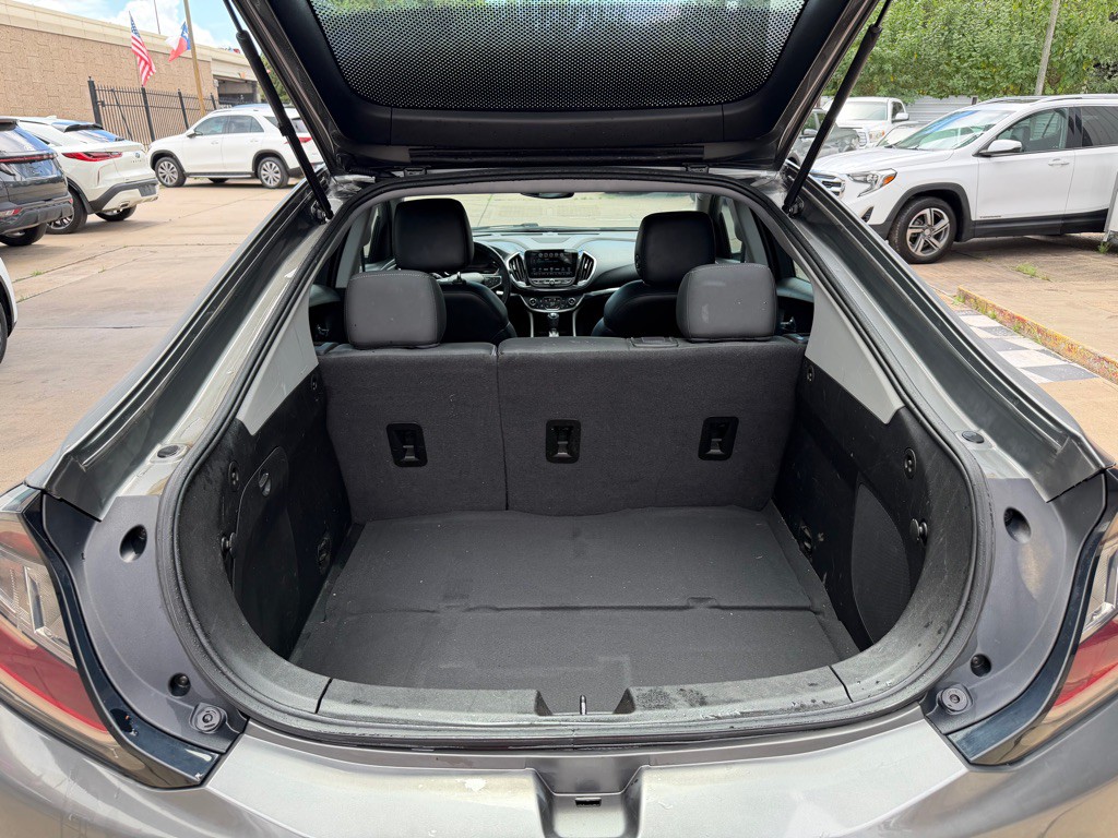 2017 Chevrolet Volt Image 19
