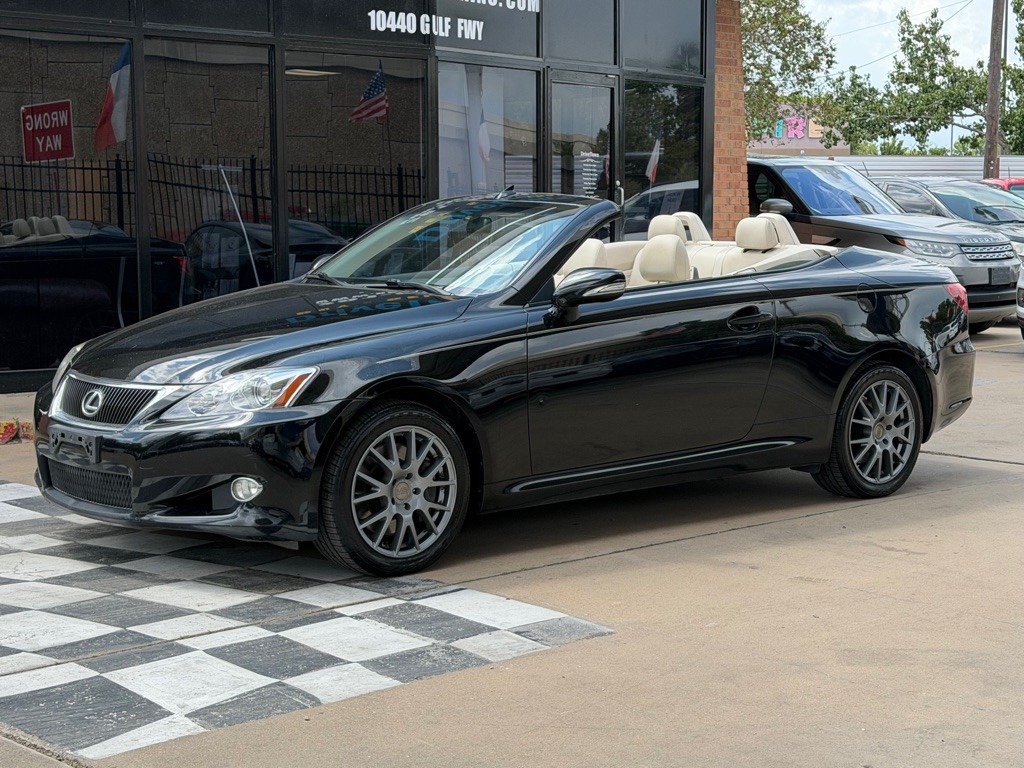 2010 Lexus IS Image 2