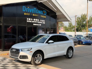 Image for 2020 Audi Q5 Premium ID: 7679830