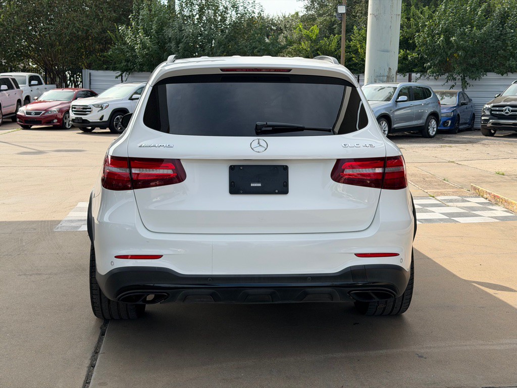 2018 Mercedes-Benz GLC-Class Image 3
