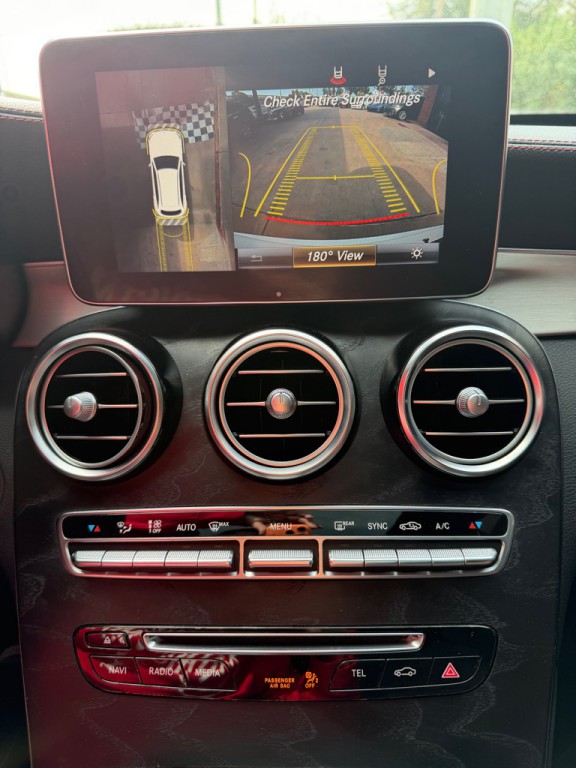 2018 Mercedes-Benz GLC-Class Image 11