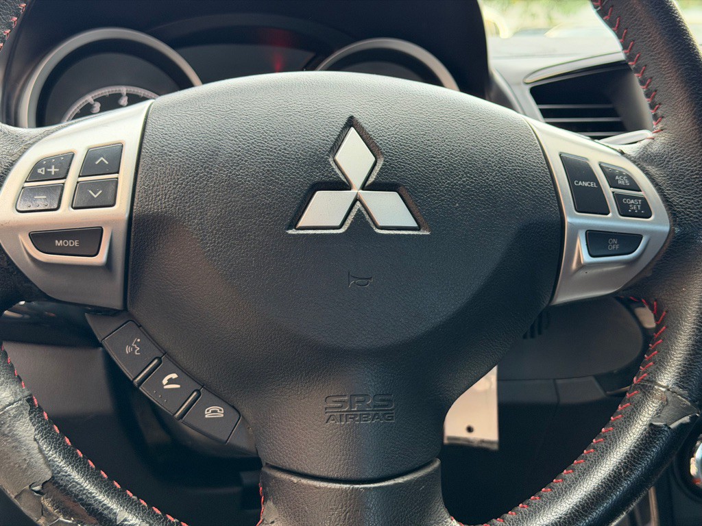 2017 Mitsubishi Lancer Image 12