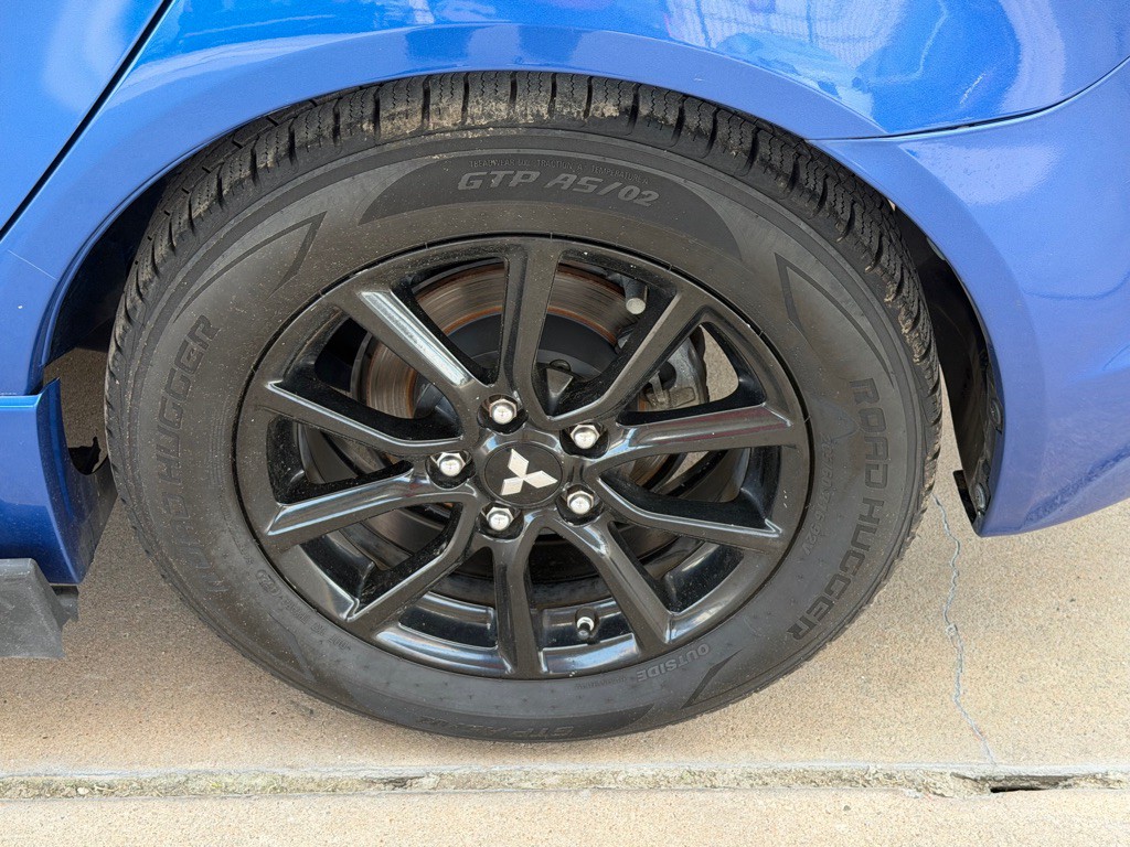 2017 Mitsubishi Lancer Image 18